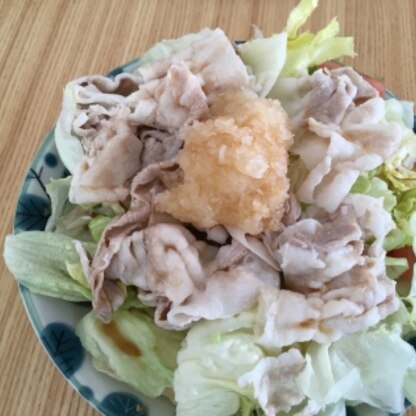 昼ごはんのおかずに作りました^ ^  片栗粉まぶすと豚肉がしっとり柔らかくなって美味しさが増しますね^ - ^